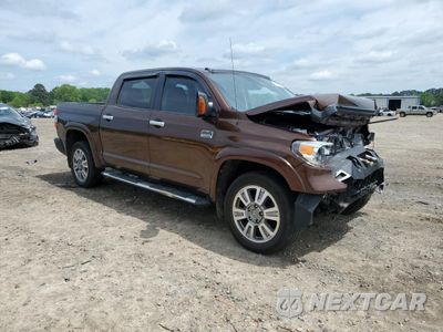 Czwarte zdjęcie samochodu z boku: 2016 TOYOTA TUNDRA CREWMAX 1794 VIN:5TFAW5F11GX518698 - miniatura