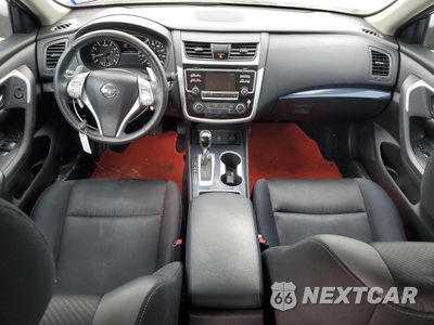 Zdjęcie 8 z 12 samochodu: 2018 NISSAN ALTIMA 2.5 VIN:1N4AL3AP6JC103356 - miniatura