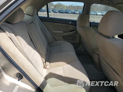 Zdjęcie 10 z 14 samochodu: 2004 HONDA ACCORD LX VIN:3HGCM56374G706627 - miniatura