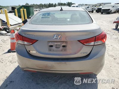 Zdjęcie 6 z 12 samochodu: 2013 HYUNDAI ELANTRA GLS VIN:5NPDH4AEXDH169298 - miniatura