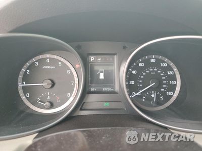 Zdjęcie 9 z 14 samochodu: 2017 HYUNDAI SANTA FE SPORT VIN:5NMZU3LB6HH040993 - miniatura