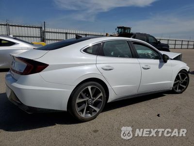 Trzecie zdjęcie samochodu z tyłu: 2021 HYUNDAI SONATA SEL PLUS VIN:5NPEJ4J21MH131831 - miniatura