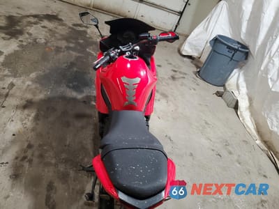 Zdjęcie 6 z 10 samochodu: 2012 KAWASAKI EX650 EC VIN:JKAEXEE16CDA00661 - miniatura