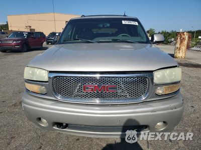 Piąte zdjęcie samochodu w środku: 2004 GMC YUKON XL DENALI VIN:1GKFK66UX4J262906 - miniatura