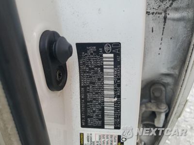 Zdjęcie 12 z 12 samochodu: 2005 TOYOTA COROLLA CE VIN:2T1BR30EX5C426707 - miniatura