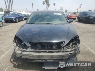 Piąte zdjęcie samochodu w środku: 2003 TOYOTA CAMRY LE VIN:JTDBE32K630241138 - miniatura