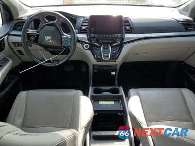 Zdjęcie 8 z 13 samochodu: 2018 HONDA ODYSSEY ELITE VIN:5FNRL6H91JB057637 - miniatura