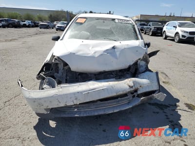 Piąte zdjęcie samochodu w środku: 2002 TOYOTA ECHO VIN:JTDBT123525023602 - miniatura