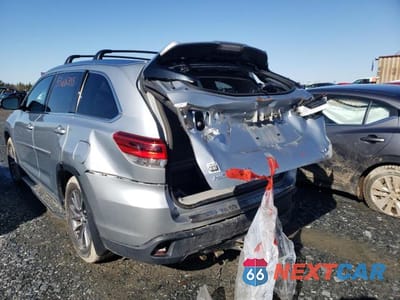 Zdjęcie 13 z 14 samochodu: 2018 TOYOTA HIGHLANDER XLE VIN:5TDJZRFH4JS530840 - miniatura