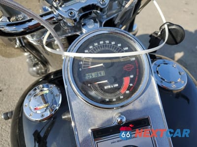 Zdjęcie 7 z 9 samochodu: 2003 HARLEY-DAVIDSON FLSTCI VIN:1HD1BWB183Y088453 - miniatura