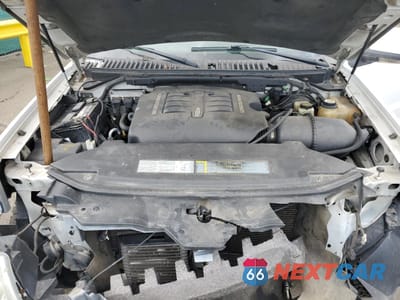 Zdjęcie 12 z 15 samochodu: 2003 LINCOLN NAVIGATOR VIN:5LMFU28R83LJ13770 - miniatura