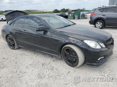 Czwarte zdjęcie samochodu z boku: 2011 MERCEDES-BENZ E 550 VIN:WDDKJ7CB1BF076201 - miniatura