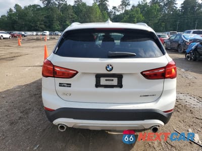Zdjęcie 6 z 14 samochodu: 2021 BMW X1 SDRIVE28I VIN:WBXJG7C09M5S67931 - miniatura