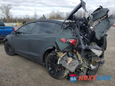 Drugie zdjęcie samochodu z przodu: 2018 TESLA MODEL X VIN:5YJXCBE29JF132639 - miniatura