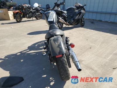 Czwarte zdjęcie samochodu z boku: 2015 HARLEY-DAVIDSON XL883 IRON 883 VIN:1HD4LE21XFC443595 - miniatura