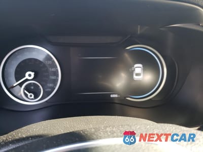 Zdjęcie 9 z 12 samochodu: 2024 GENESIS G70 BASE VIN:KMTG34SC3RU141513 - miniatura