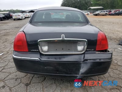 Zdjęcie 6 z 12 samochodu: 2010 LINCOLN TOWN CAR SIGNATURE LIMITED VIN:2LNBL8CV5AX751115 - miniatura