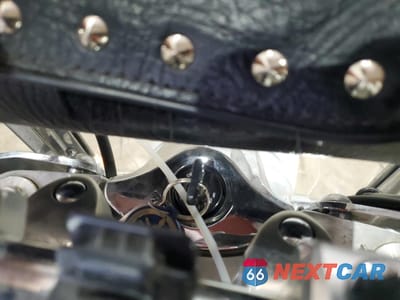 Zdjęcie 8 z 9 samochodu: 2015 YAMAHA XVS950 A VIN:JYAVN01E8FA022344 - miniatura