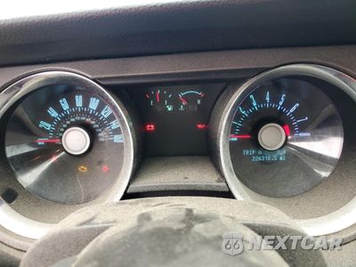 Zdjęcie 9 z 14 samochodu: 2012 FORD MUSTANG VIN:1ZVBP8AM3C5253726 - miniatura