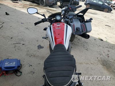 Zdjęcie 6 z 11 samochodu: 2021 YAMAHA XSR700 VIN:JYARM21E9MA001371 - miniatura