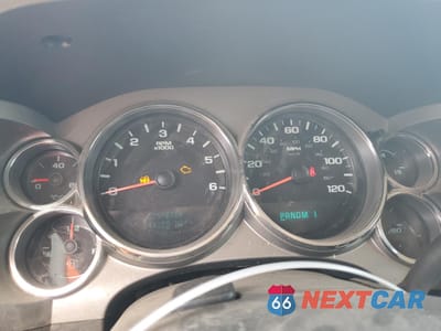 Zdjęcie 9 z 13 samochodu: 2012 CHEVROLET SILVERADO K3500 VIN:1GB3KZCG3CF208433 - miniatura