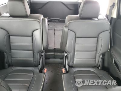 Zdjęcie 10 z 16 samochodu: 2021 GMC ACADIA DENALI VIN:1GKKNPLS2MZ224943 - miniatura