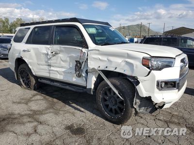 Czwarte zdjęcie samochodu z boku: 2015 TOYOTA 4RUNNER SR5 VIN:JTEBU5JR7F5274780 - miniatura