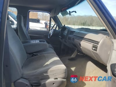 Piąte zdjęcie samochodu w środku: 1997 FORD F350 VIN:1FTJW35G8VEA46714 - miniatura