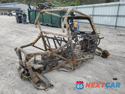 Czwarte zdjęcie samochodu z boku: 2023 CAN-AM COMMANDER XT 1000R VIN:3JBAKAX47PE002958 - miniatura