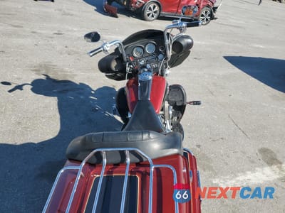 Zdjęcie 6 z 9 samochodu: 2007 HARLEY-DAVIDSON FLHTCUI VIN:1HD1FC4117Y644057 - miniatura