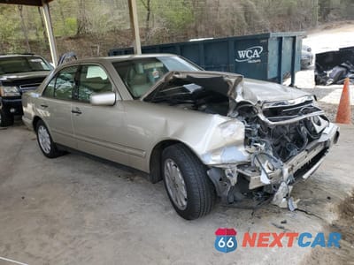 Czwarte zdjęcie samochodu z boku: 1998 MERCEDES-BENZ E 320 VIN:WDBJF65F8WA531354 - miniatura