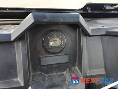 Zdjęcie 8 z 10 samochodu: 2017 POLARIS RANGER EV VIN:3NSRMAE42HE773633 - miniatura