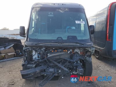 Piąte zdjęcie samochodu w środku: 2023 RIVIAN EDV 700 VIN:7FCEHEB70PN005289 - miniatura