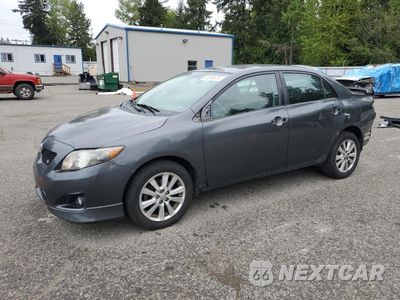 2010 TOYOTA COROLLA BASE 2T1BU4EE7AC395195 - główne zdjęcie licytacji z USA - miniatura