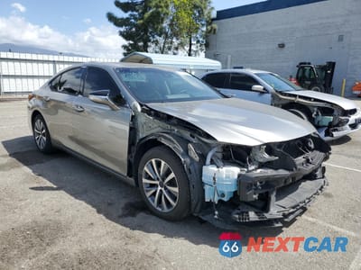 Czwarte zdjęcie samochodu z boku: 2021 LEXUS ES 350 BASE VIN:58ACZ1B12MU084601 - miniatura