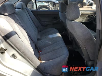 Zdjęcie 10 z 12 samochodu: 2002 HYUNDAI ELANTRA GLS VIN:KMHDN45DX2U280135 - miniatura