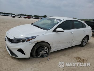 2024 KIA FORTE LX 3KPF24AD7RE800280 - główne zdjęcie licytacji z USA - miniatura