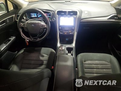 Zdjęcie 8 z 12 samochodu: 2019 FORD FUSION SE VIN:3FA6P0LU3KR124812 - miniatura