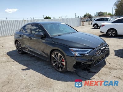 Czwarte zdjęcie samochodu z boku: 2024 AUDI S3 PREMIUM PLUS VIN:WAUH3DGYXRA068503 - miniatura