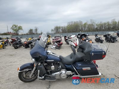 Trzecie zdjęcie samochodu z tyłu: 2013 HARLEY-DAVIDSON FLHTK ELECTRA GLIDE ULTRA LIMITED VIN:1HD1KEM13DB636564 - miniatura