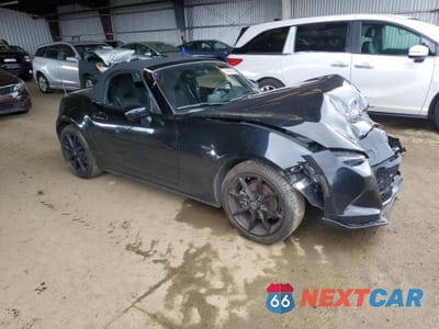 Czwarte zdjęcie samochodu z boku: 2022 MAZDA MX-5 MIATA CLUB VIN:JM1NDAC70N0504158 - miniatura