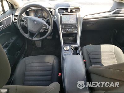 Zdjęcie 8 z 12 samochodu: 2019 FORD FUSION SE VIN:3FA6P0LU5KR124830 - miniatura