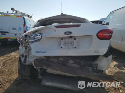Zdjęcie 6 z 13 samochodu: 2017 FORD FOCUS SEL VIN:1FADP3H22HL282730 - miniatura