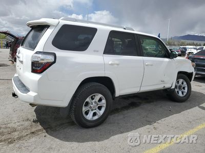 Trzecie zdjęcie samochodu z tyłu: 2018 TOYOTA 4RUNNER SR5/SR5 PREMIUM VIN:JTEBU5JR5J5508729 - miniatura