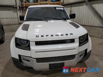 Piąte zdjęcie samochodu w środku: 2020 LAND ROVER DEFENDER 110 SE VIN:SALEPEEU4L2017055 - miniatura