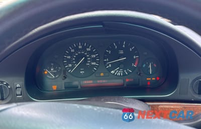 Zdjęcie 8 z 10 samochodu: 2002 BMW 530 I AUTOMATIC VIN:WBADT63492CH91771 - miniatura