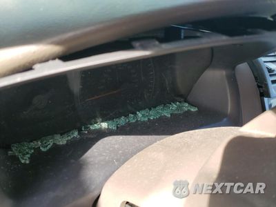 Zdjęcie 9 z 13 samochodu: 2003 HONDA ACCORD EX VIN:1HGCM665X3A086487 - miniatura