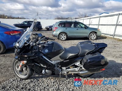 Trzecie zdjęcie samochodu z tyłu: 2008 YAMAHA FJR1300 A VIN:JYARP15E78A004450 - miniatura