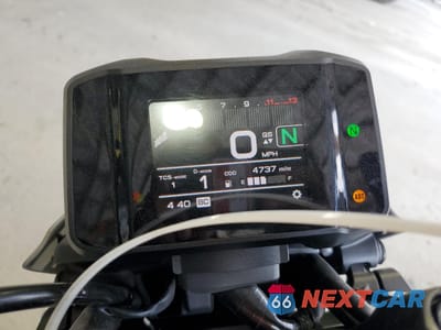 Zdjęcie 7 z 10 samochodu: 2021 YAMAHA MT09 VIN:JYARN71E3MA000694 - miniatura