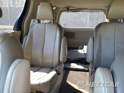 Zdjęcie 10 z 15 samochodu: 2013 TOYOTA SIENNA XLE VIN:5TDYK3DC1DS298497 - miniatura